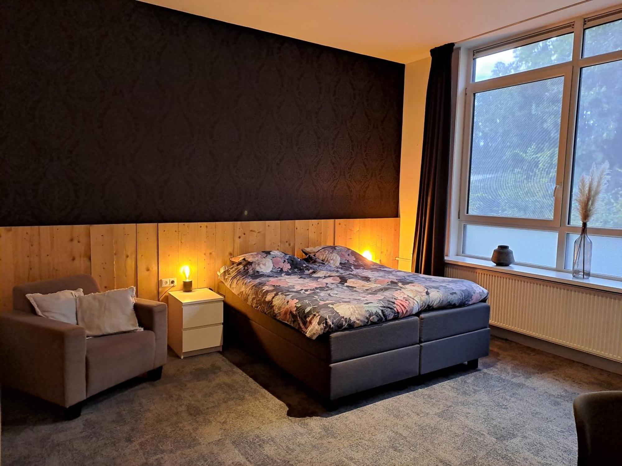 אלטן B&B De Wilhelminaschool מראה חיצוני תמונה
